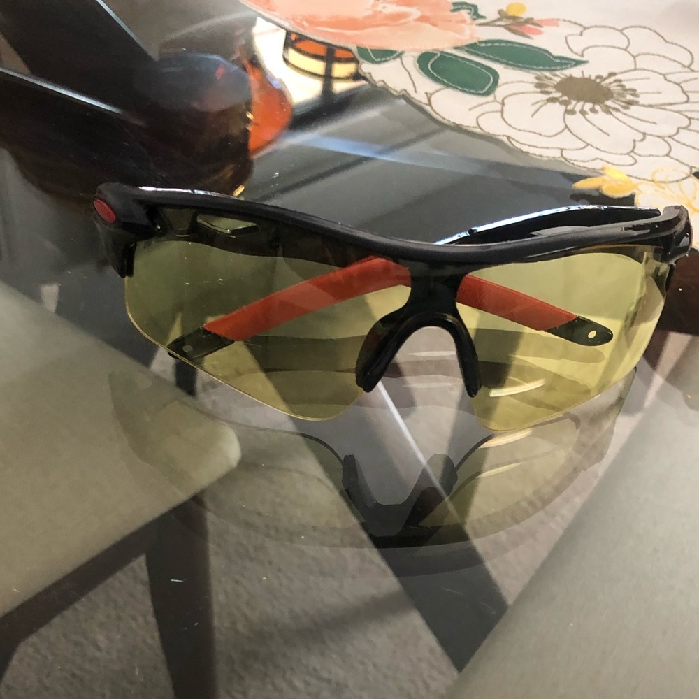 Sport sunglasses